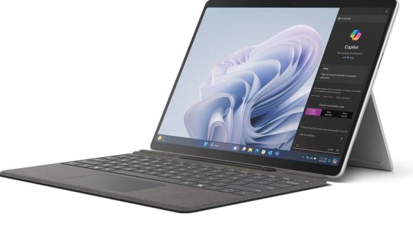 MICROSOFT SURFACE PRO 10 i7 32GB 512GB 5G MOB.DARBO STOTIS DI su KIBERNETINE APSAUGA 12MĖN